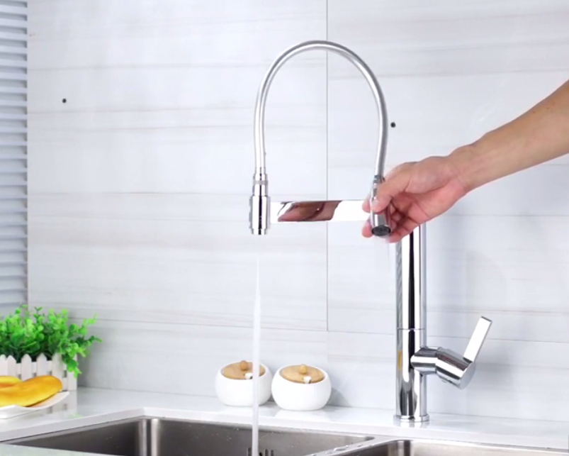 Pull out kitchen mixer faucet