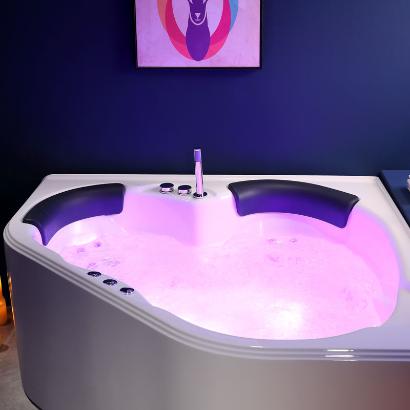 Massage tub