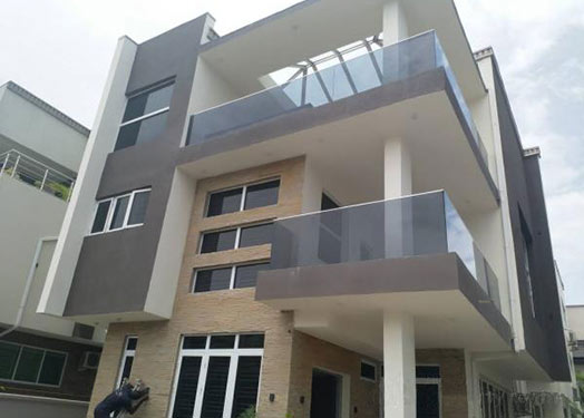 Acrylic Freestanding Soaking Bathtub in Victoria Island,Lagos,Nigeria