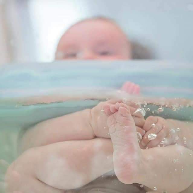 Pourquoi les clients suisses ont-ils choisi la baignoire Kobia Baby Spa?